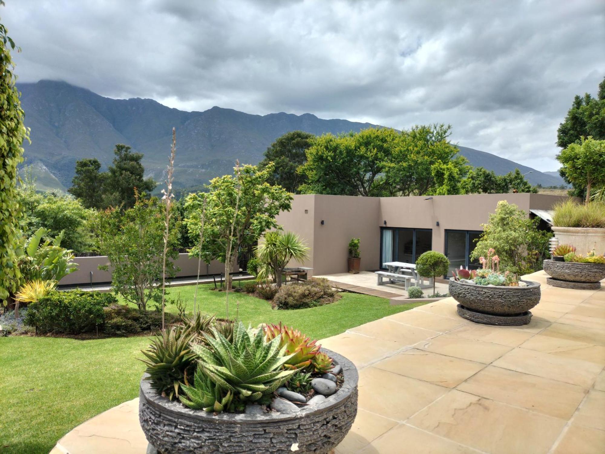 Scenic Peaks, Swellendamアパートメント エクステリア 写真